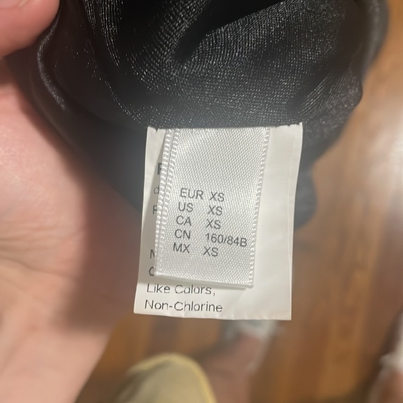 Women’s Xs party dress - Picture 3 of 3